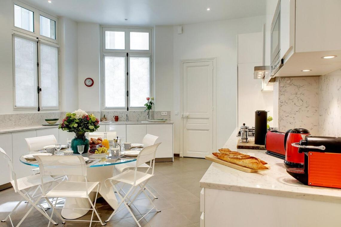 In A Great Location Close To The Eiffel Tower Appartement Paris