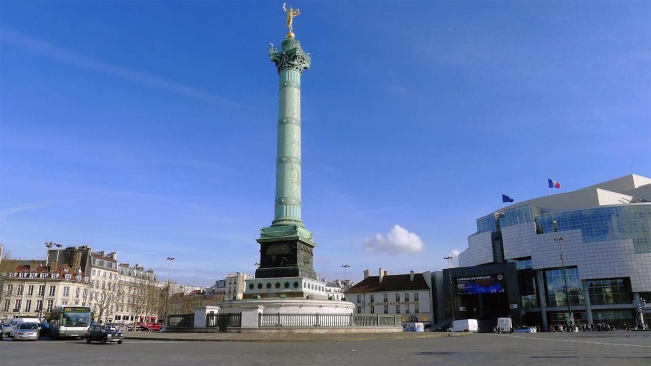 Arc De Triomphe - Champs Elysees Studio * Paris