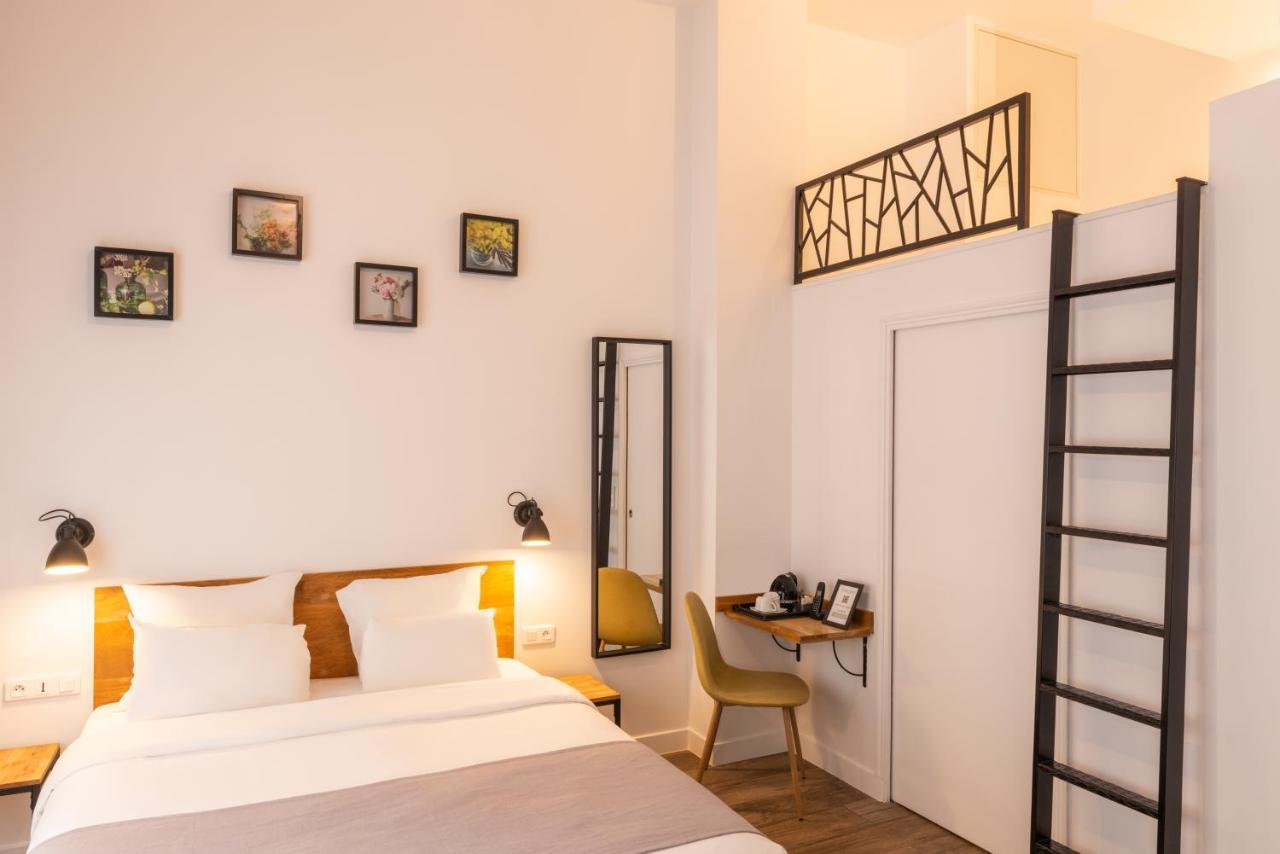 Terre Neuve 3* Paris
