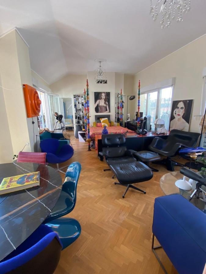 Guest house White Queen Paris