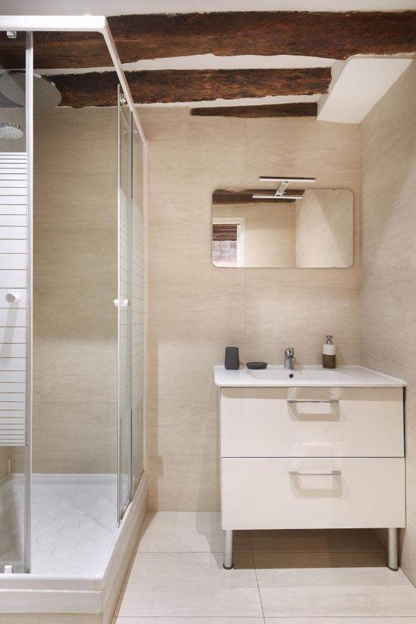 Apartment Edgar Montorgueil - Caire Paris