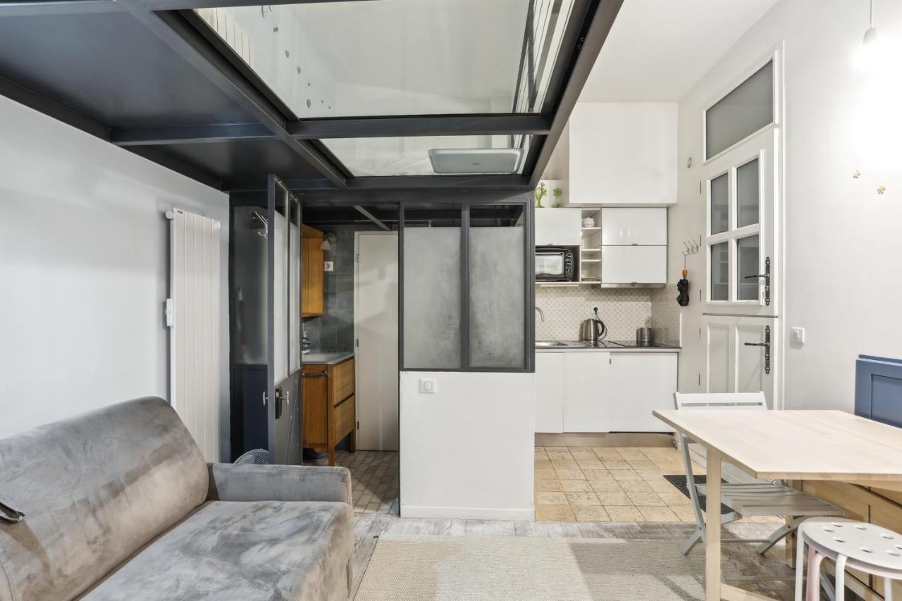 Atelier D'artiste 3 Personnes Quartier St Placide By Weekome Apartment Paris