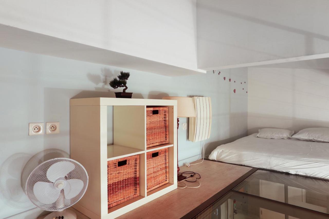 Atelier D'artiste 3 Personnes Quartier St Placide By Weekome Apartment