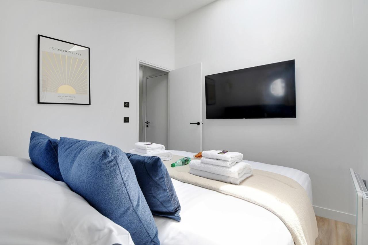 Cmg Voltaire Nation Apartment
