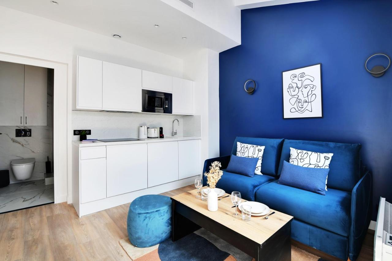 Cmg Voltaire Nation Apartment