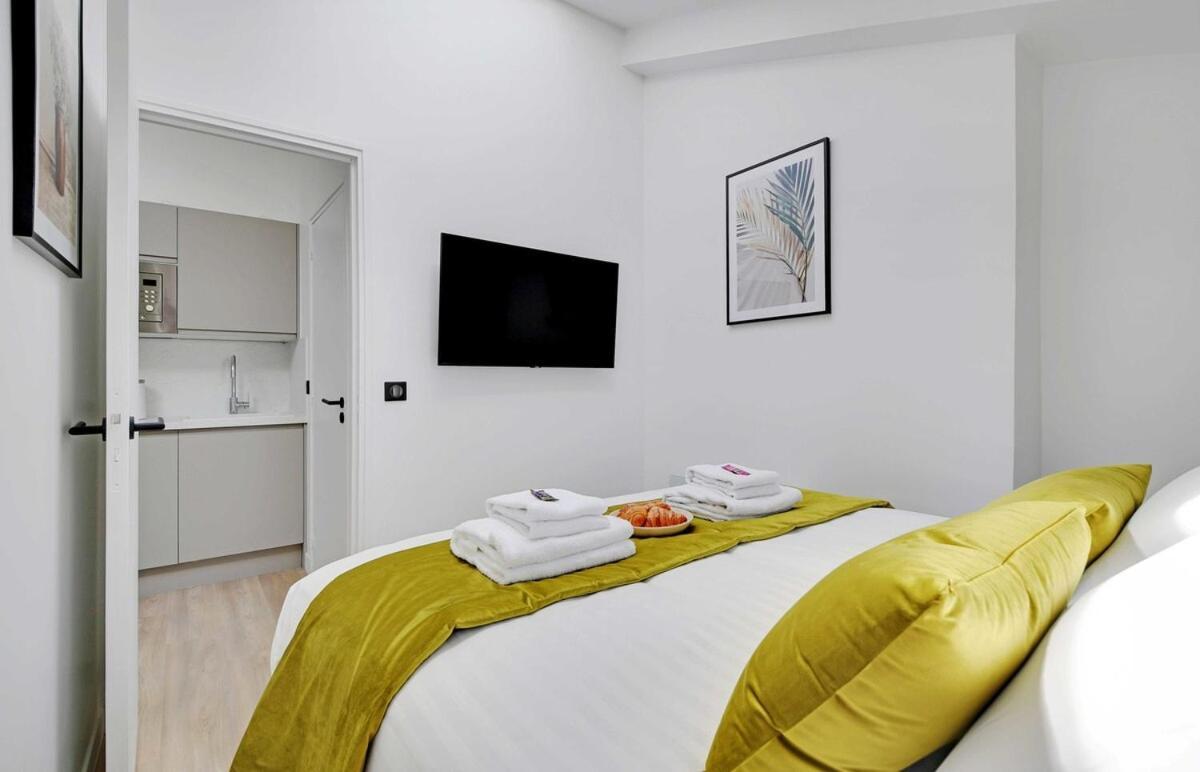 Apartment Cmg Voltaire Nation *