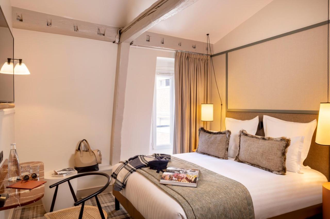 Toujours & Hotel