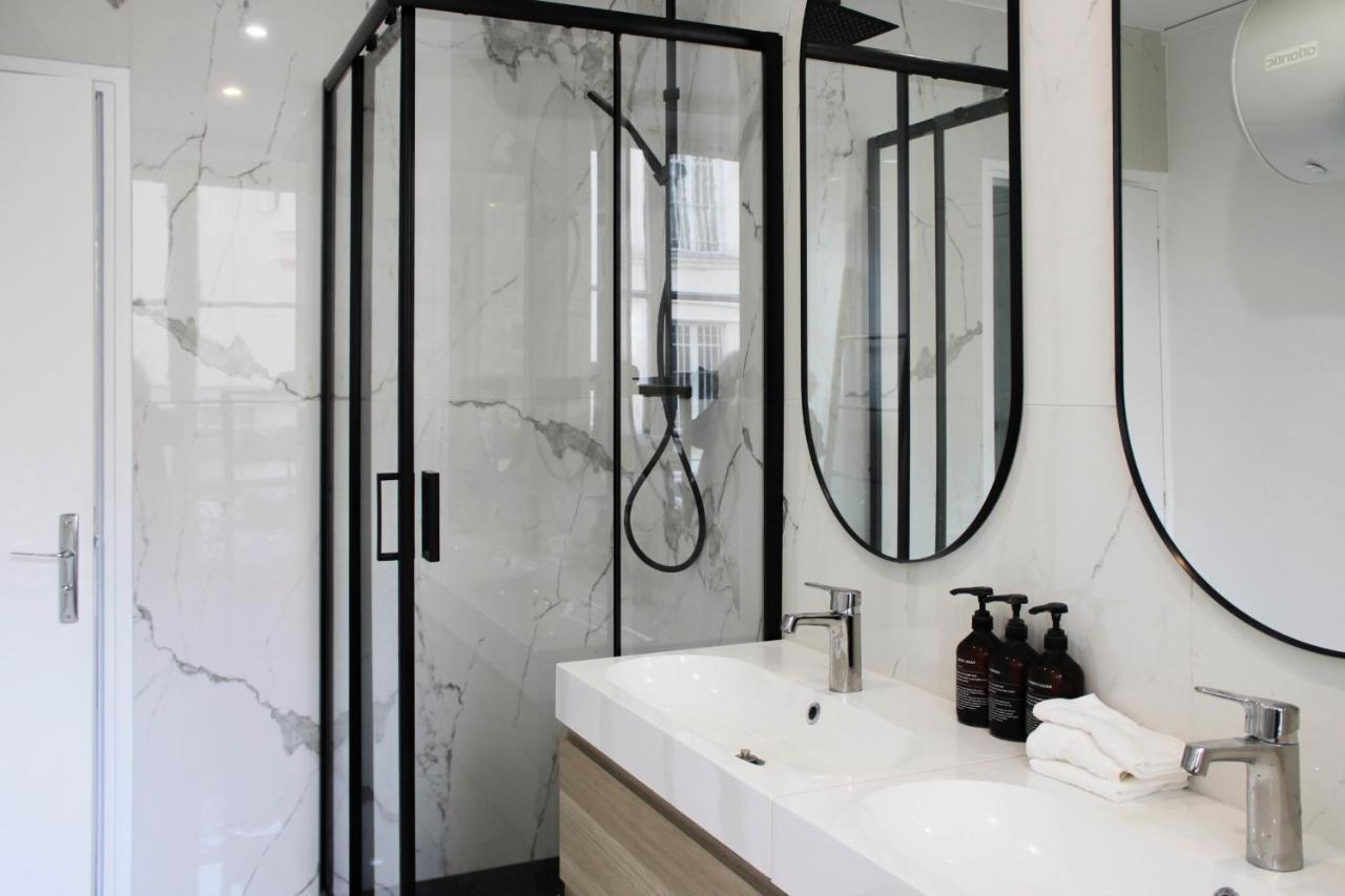 Brand New Parisian Nest Near The Arc De Triomphe