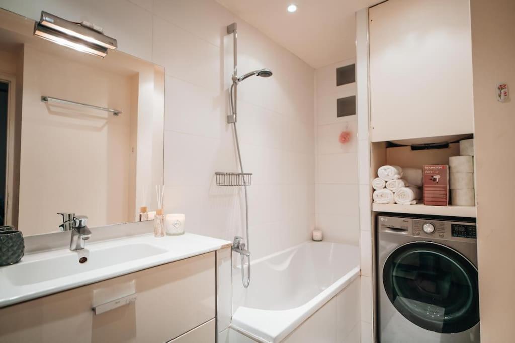 Entierement Renovee A Montparnasse Paris