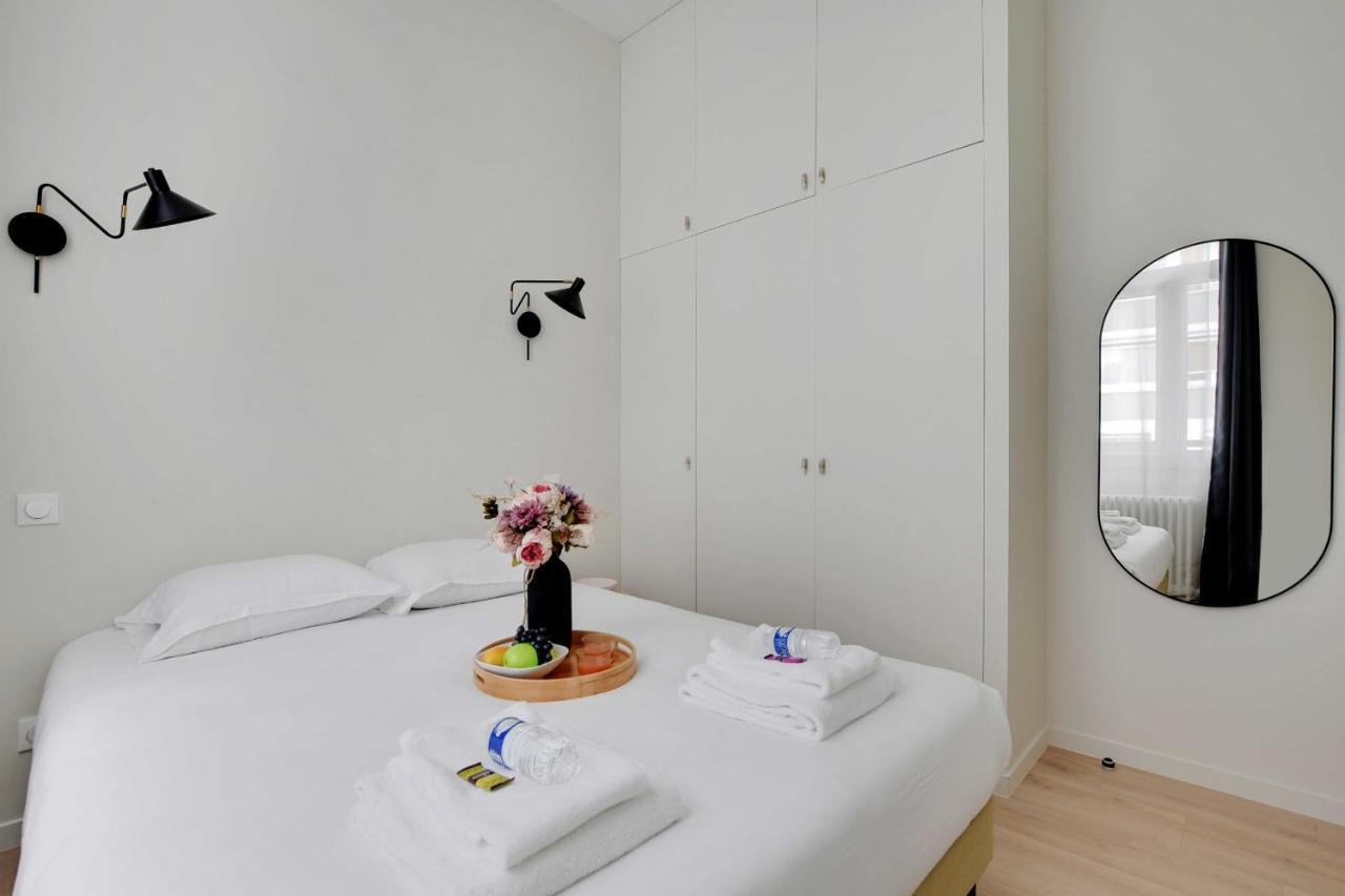 Modern - 2br-6p - Eiffel Tower Apartment *