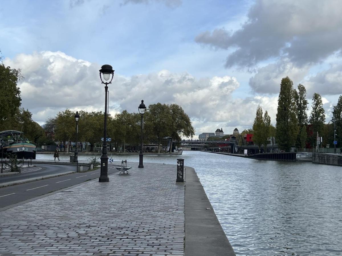 & Canal - * Paris
