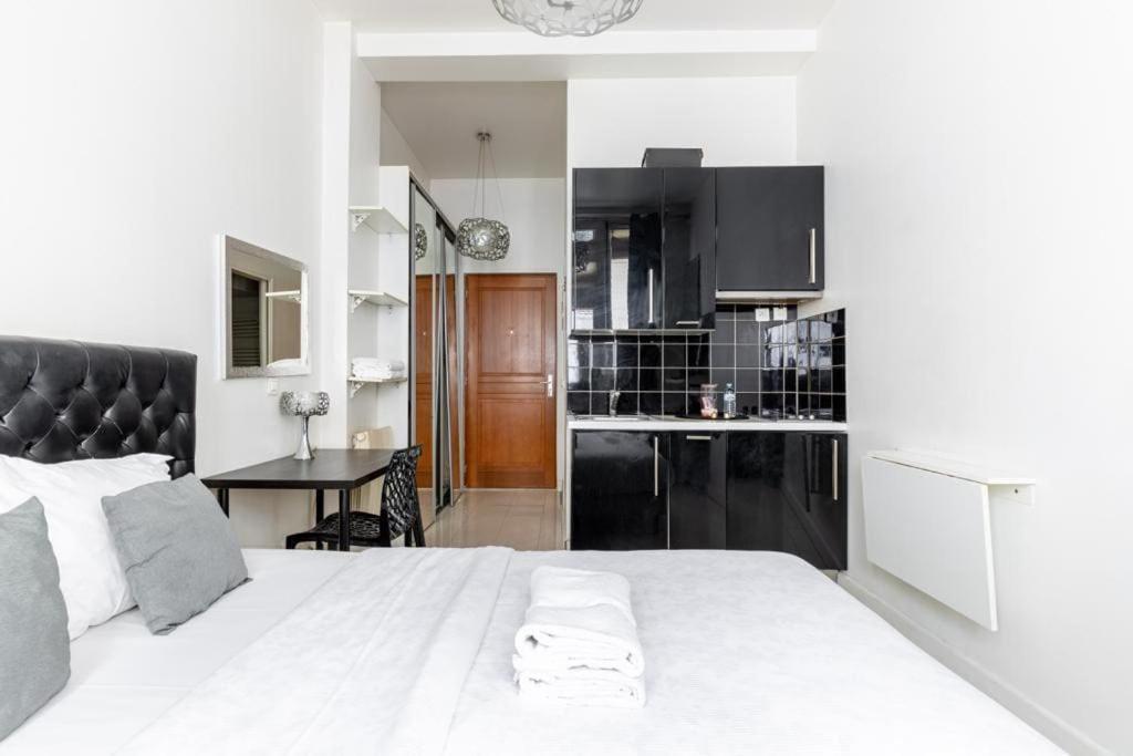 Hsh Cosy Studio Tesson Canal Saint Martin Apartamento