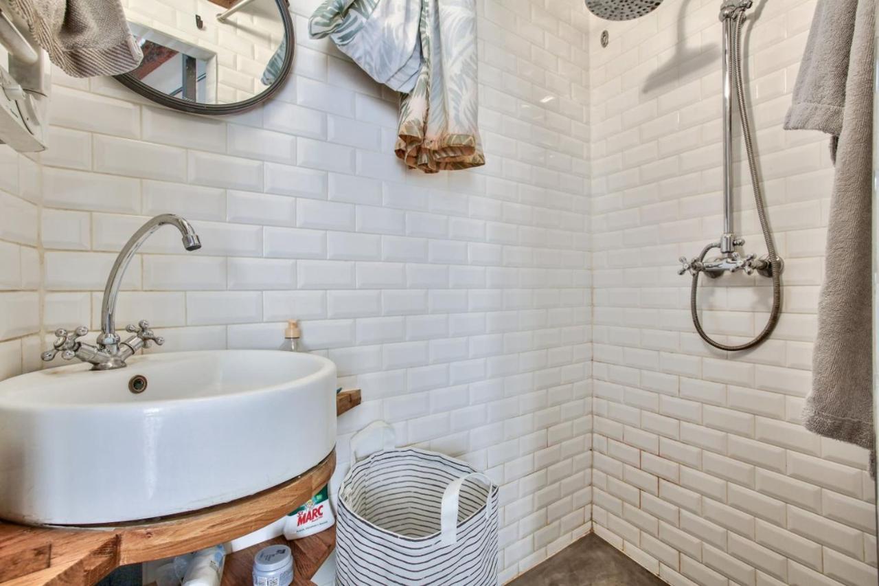 Apartamento Pleasant Parisian Studio