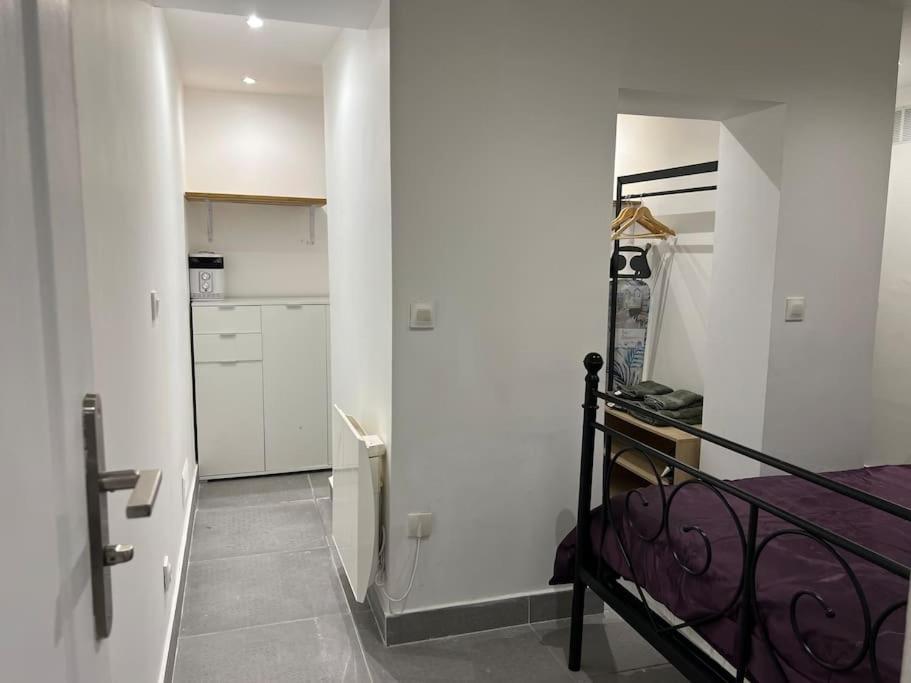 3 Pieces Au Calme Avec 1 Acces Independant Apartamento Paris