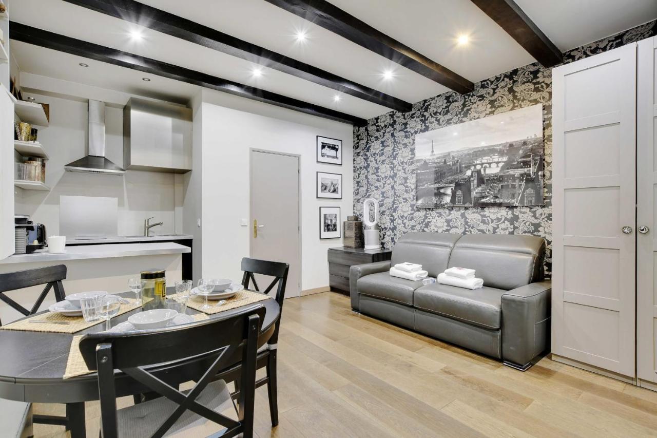 Charming Apt In An Exceptional Location In The Heart Of -louvre *