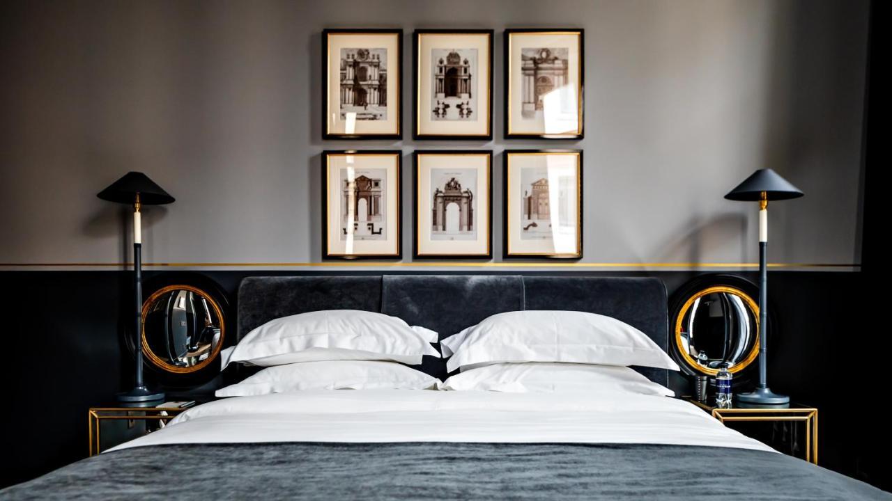 Hotel Monsieur George & - Champs-elysees Paris