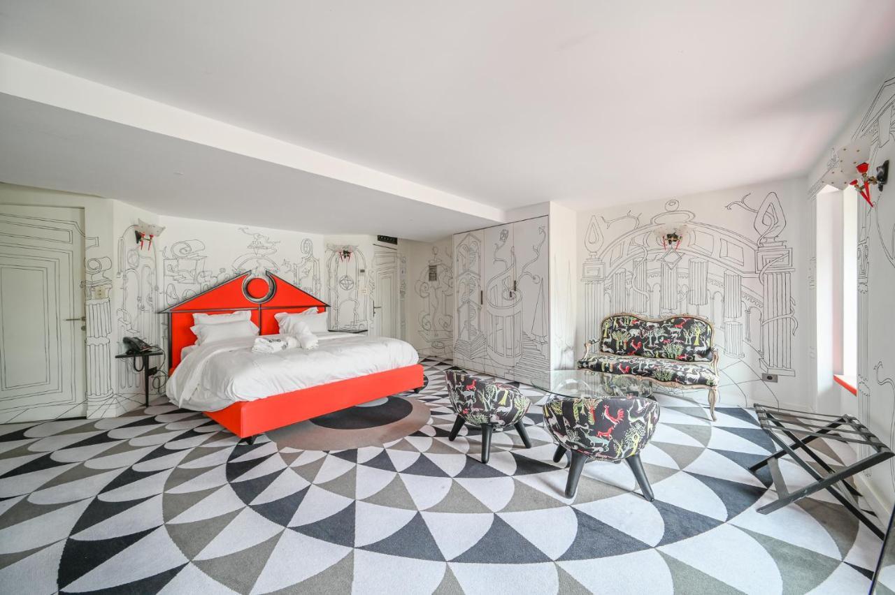 Magic In Saint Germain Des Pres Apartment Paris