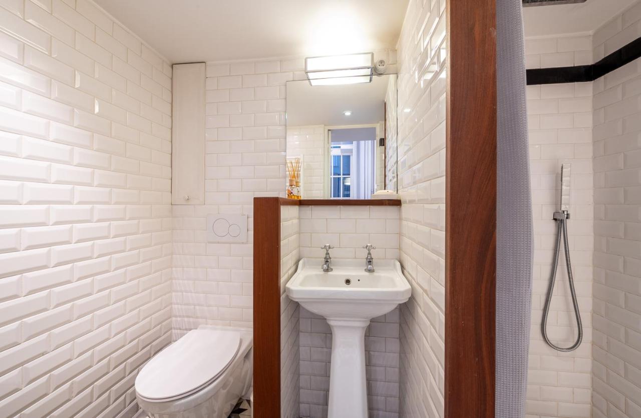 Elegant Avec Mezzanine Porte Des Ternes Apartamento