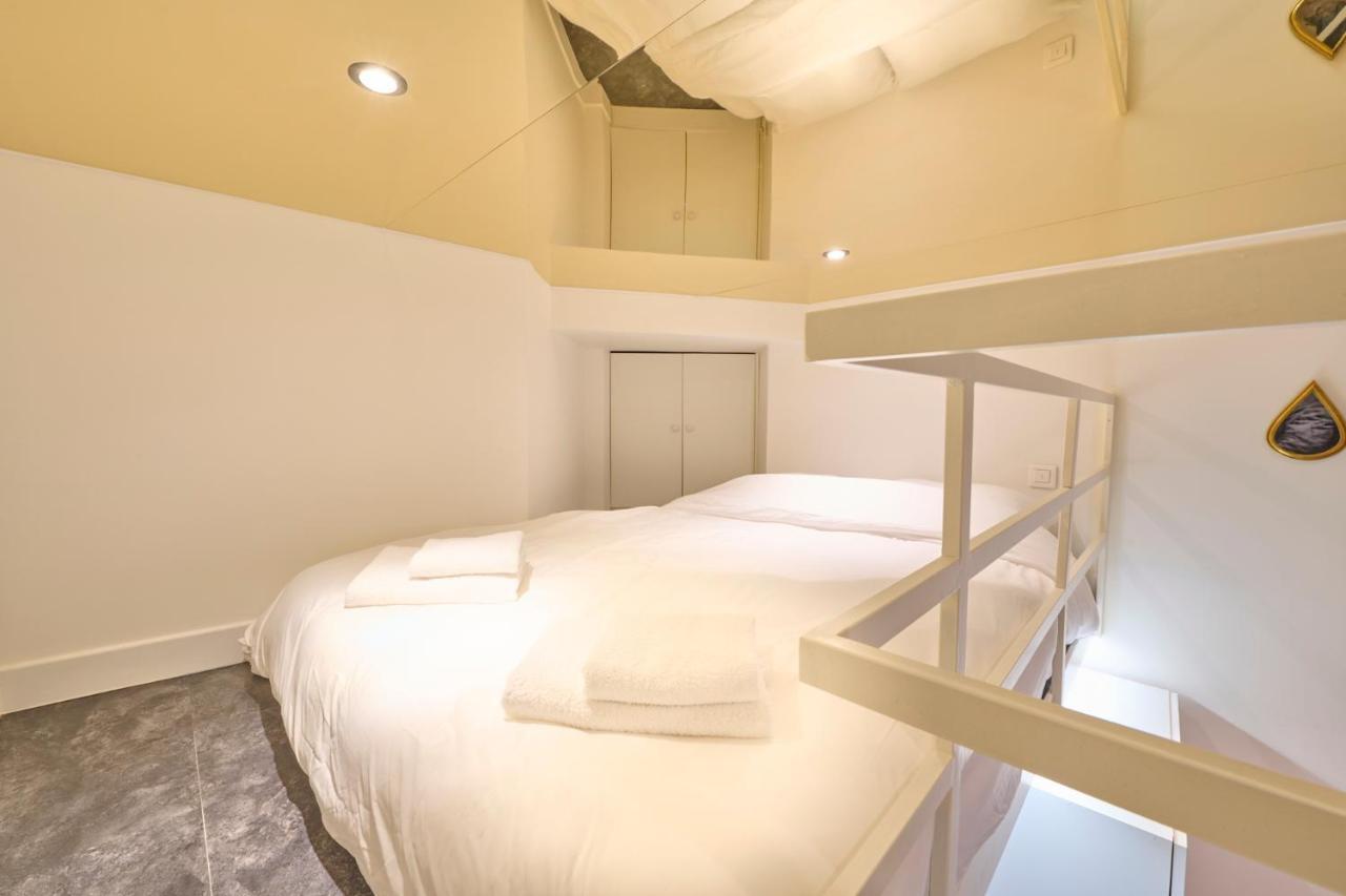 Appartement Amazing 2p - Place Saint Georges/ Martyrs *