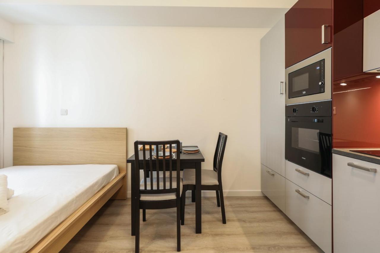 Modern Studio In The Heart Of - Welkeys Appartement *