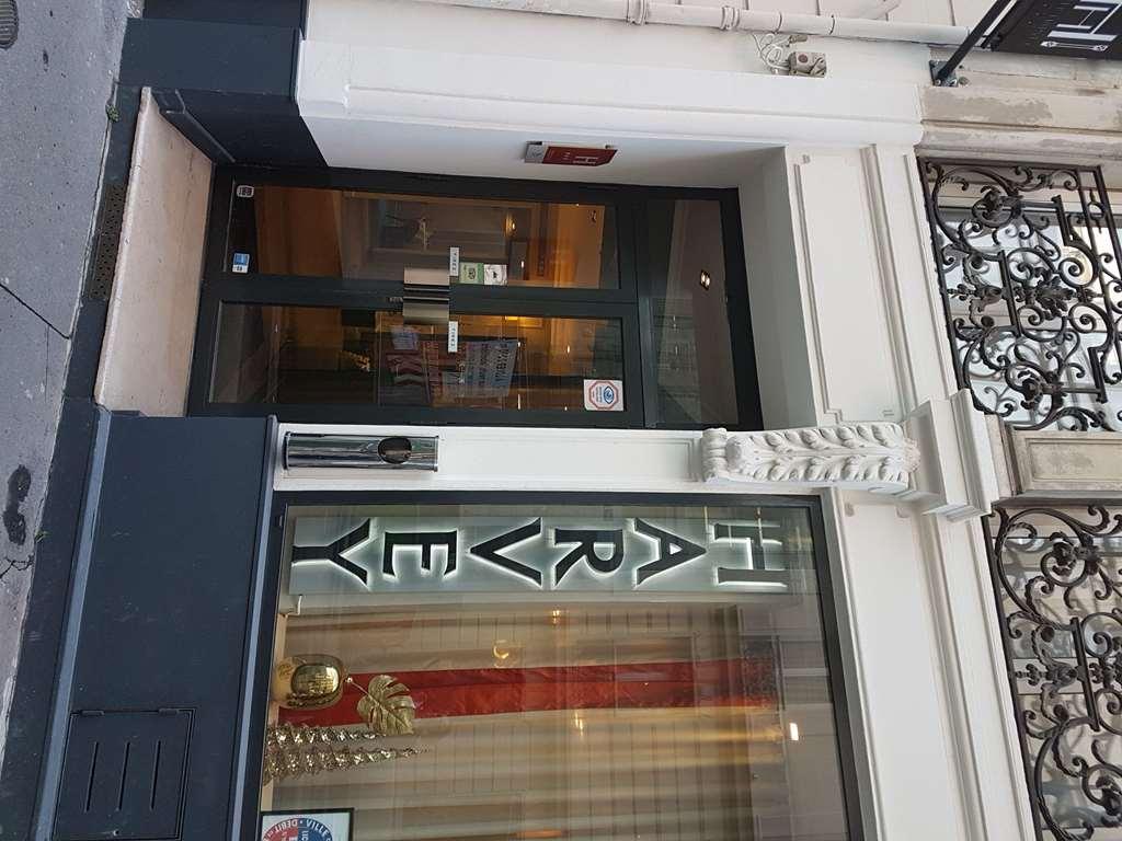 Harvey 3* Paris