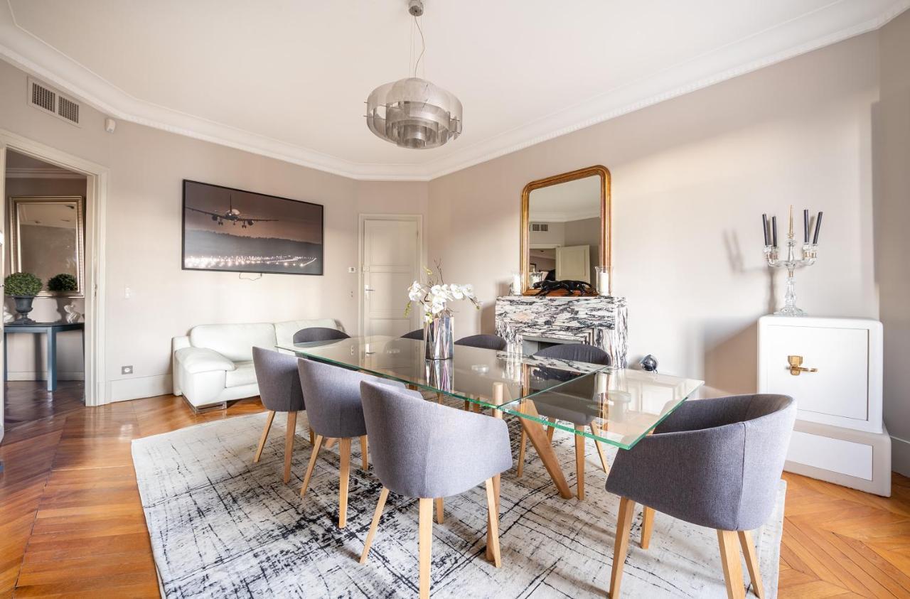 Spacieux Et Elegant Porte Des Ternes Apartment Paris