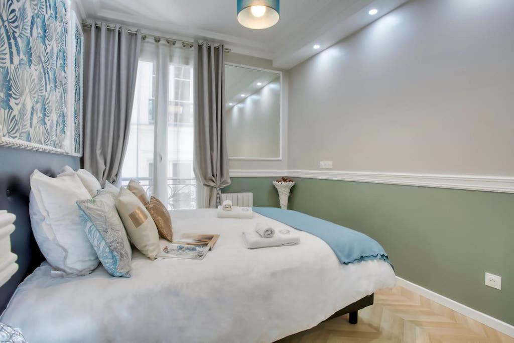 Elegant 120m2 3ch Quartier Romantique Centre Paris