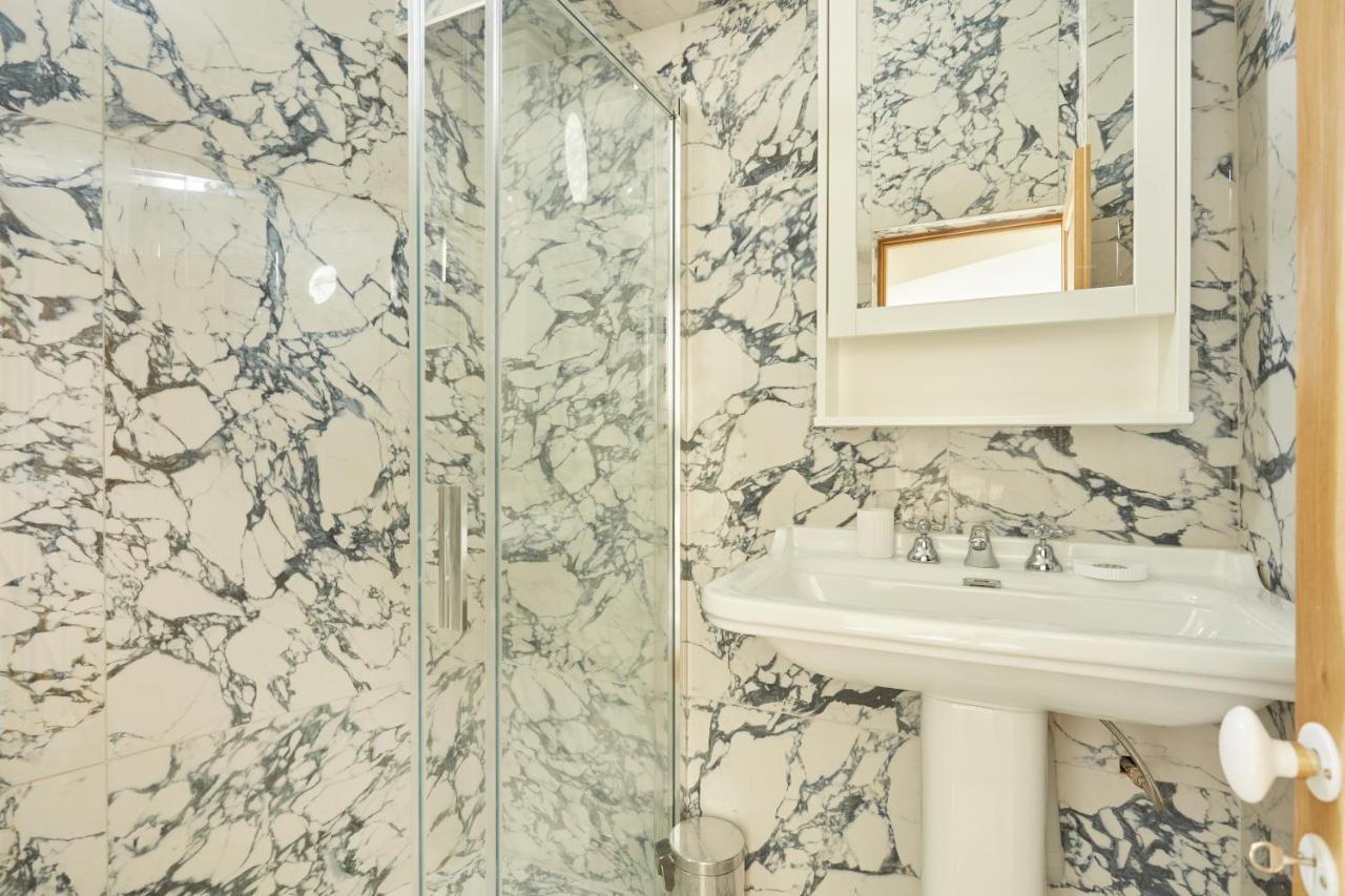 Sacree Coeur By Studio Prestige Paris