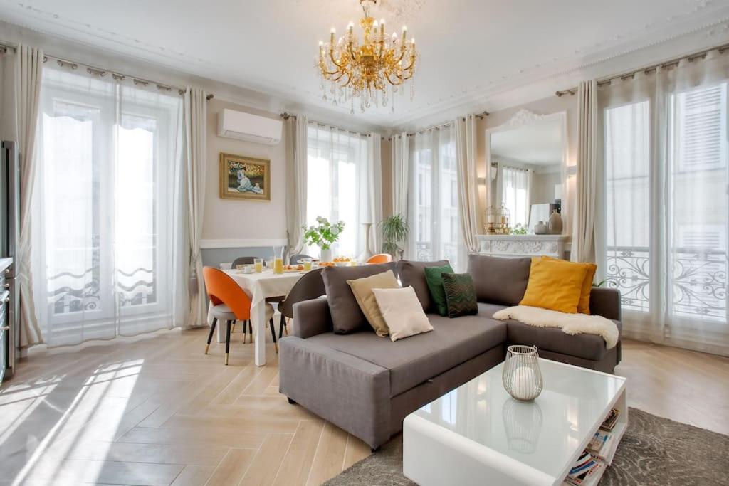 Elegant 120m2 3ch Quartier Romantique Centre *