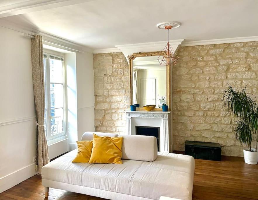 Appartement Center Of - Gare Est / Nord