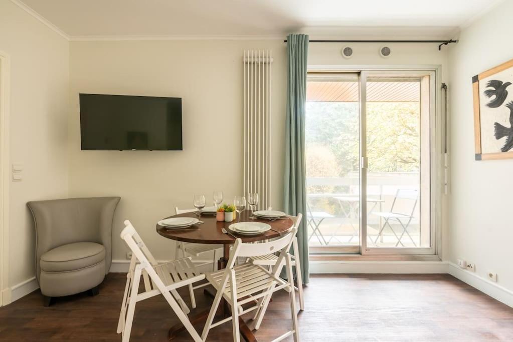Proche Champs Elysees Apartamento Paris