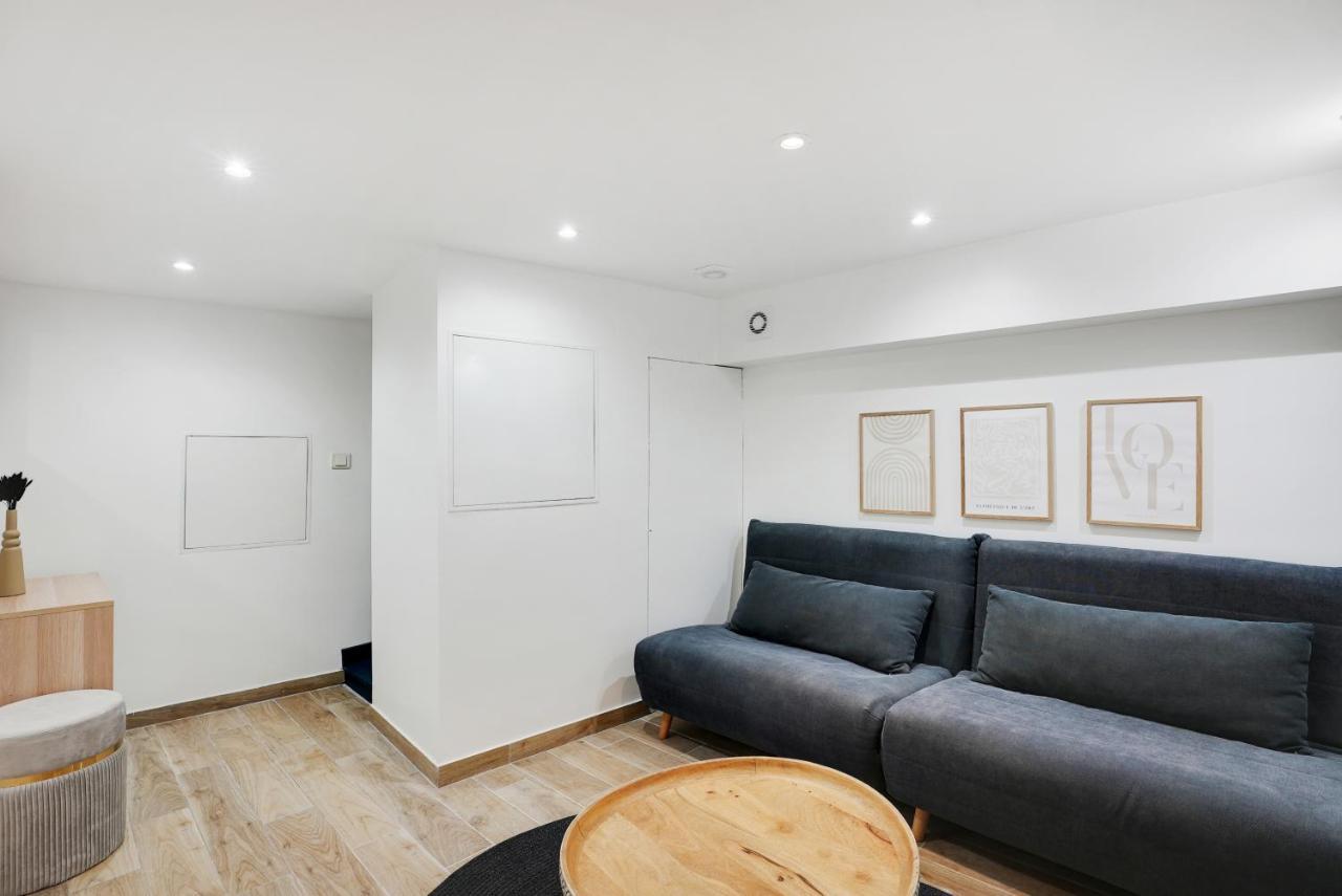 Cmg Manouchian R - Saint Fargeau Apartment