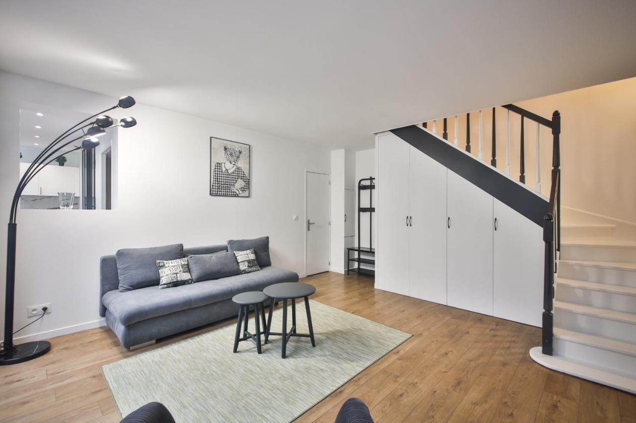Apartment 2.luxueux Duplex 6/8pers/full Equipped/republique *