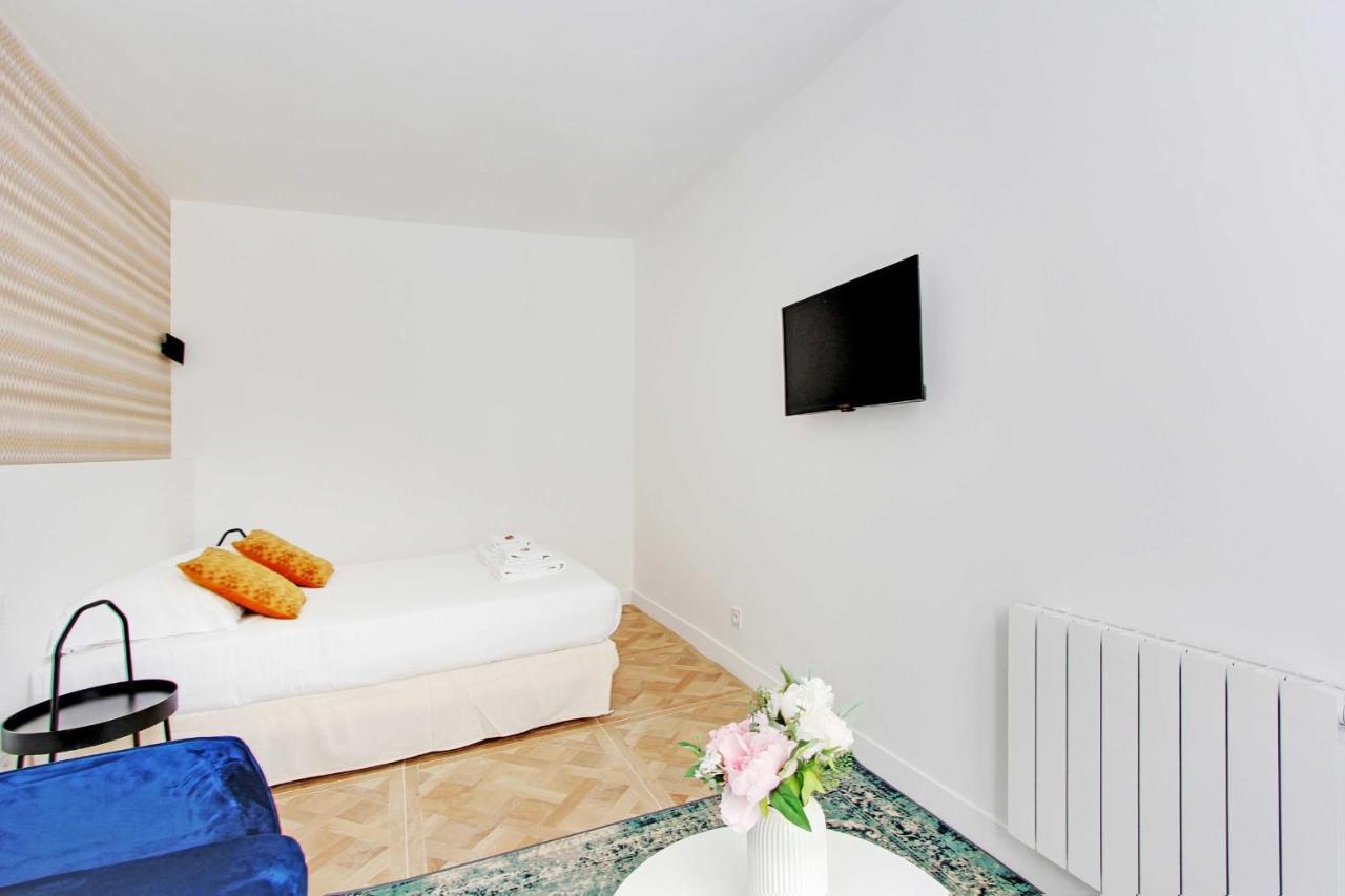 Charming Studio Near Bastille Apartment