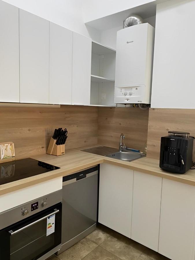 Upscale 80m2 2 Bedroom Near Champs Elysees Apartamento