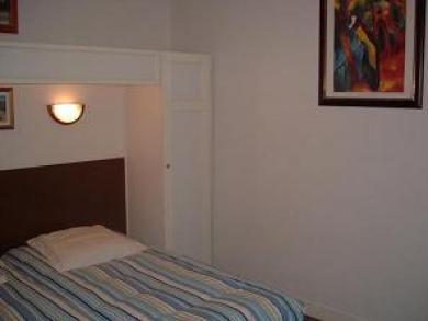 Hotel Darcet Paris
