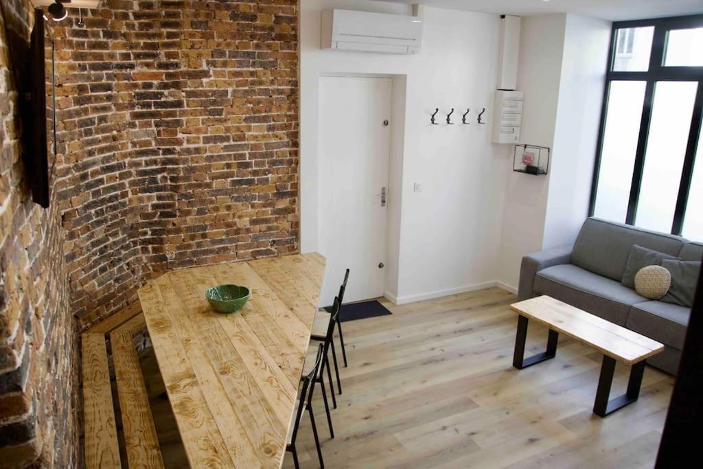 Appartement Another Brick In The In Sleeps 9 Paris