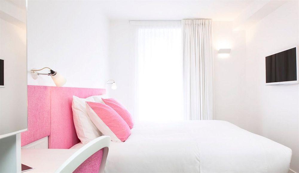 Mistral Hotel 3*