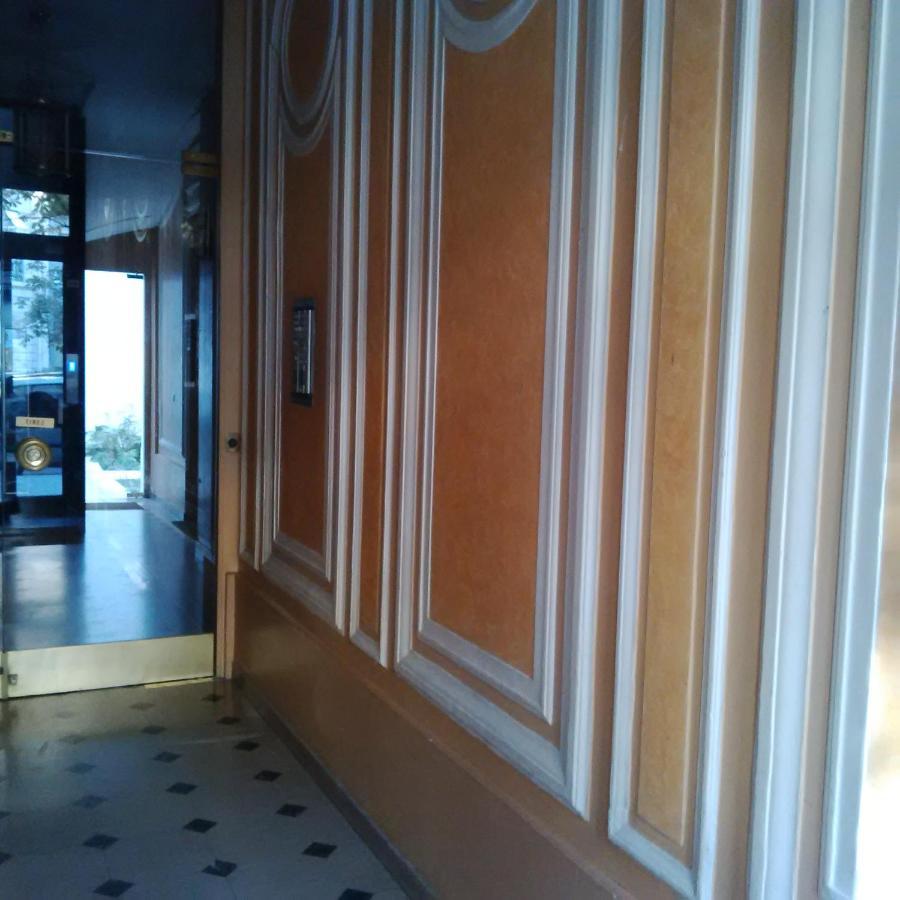 Bridgestreet Champs-elysees Apartamento