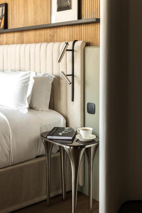 Dame Des Arts Hotel Paris