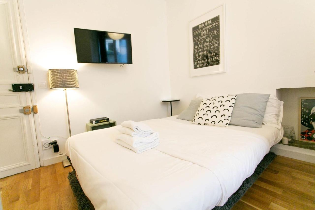 Parmentier - Republique Studio Apartment