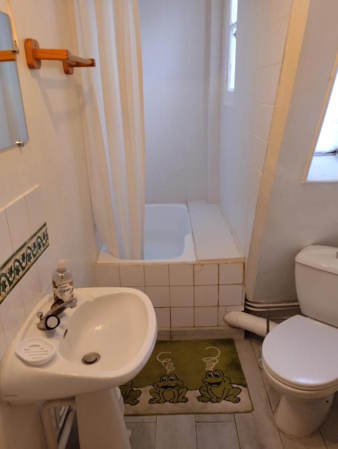 F1 Cosy Montmartre Avec Balcon Appartement