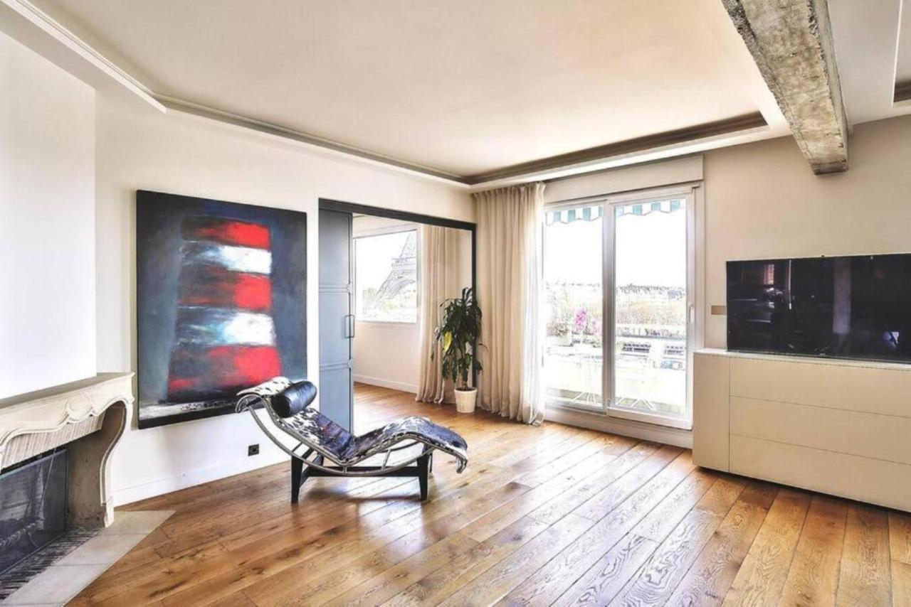 1618 - Amazing View Eiffel Tower Apartment