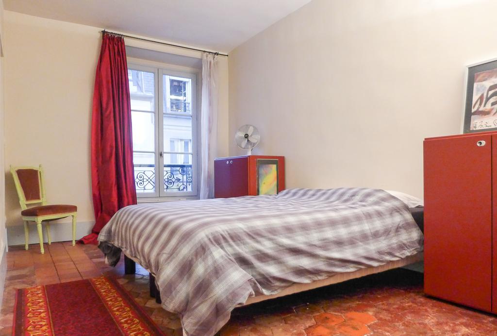 Contrescarpe Square - 2 Bedrooms In Latin Quarter Paris