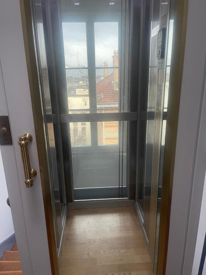 Centre Dernier Etage Vue Ascenseur Apartamento *