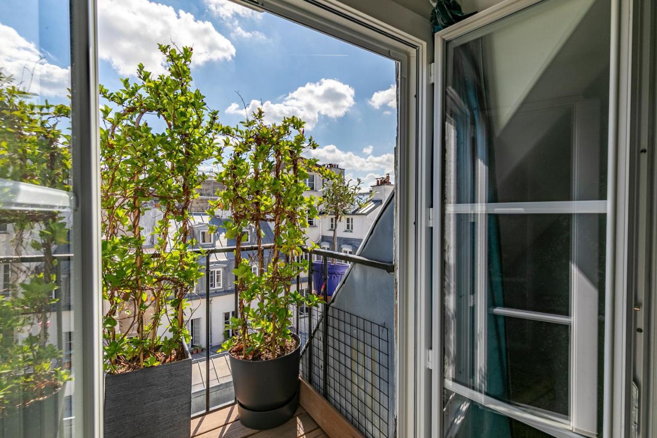 Centre Dernier Etage Vue Ascenseur Apartamento Paris