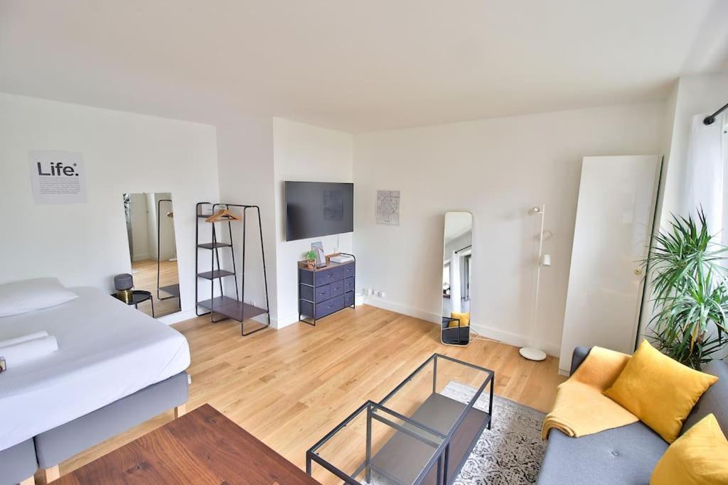 Modern 1br Flat Near Sacre-coeur And Gare Du Nord * Paris