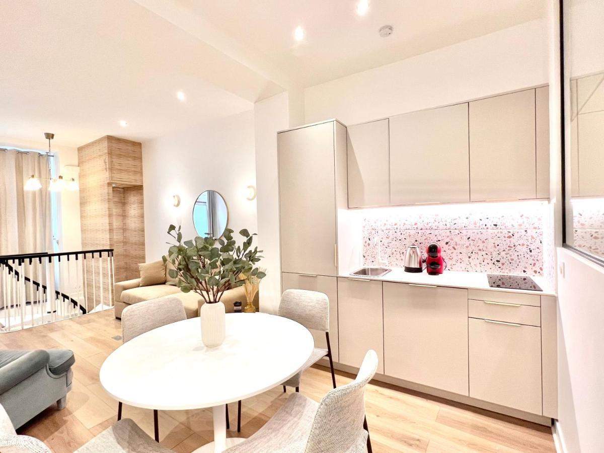 Sauna Et Bain Remous Dans Un Luxe - 4p Apartment Paris