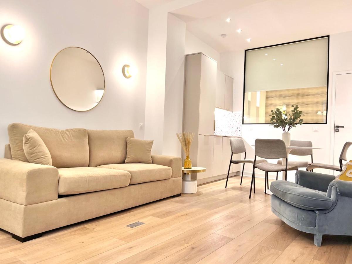 Apartment Sauna Et Bain Remous Dans Un Luxe - 4p *