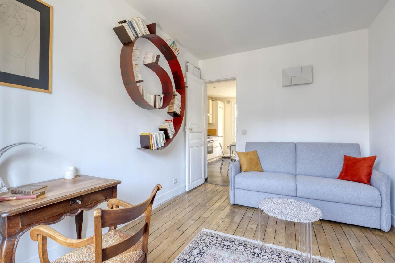 Ideal 1 Bd Flat With Balcony - 05 Apartment